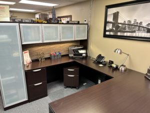 Executive Desk Located In Shrewsbury New Jersey, Eatontown New Jersey, Monroe New Jersey, Englewood New Jersey & Moorestown New Jersey