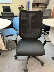 Preowned Mesh Back Task Chair