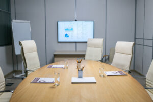 Modern Conference Tables: Balancing Functionality And Aesthetics